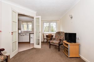 Lounge- click for photo gallery